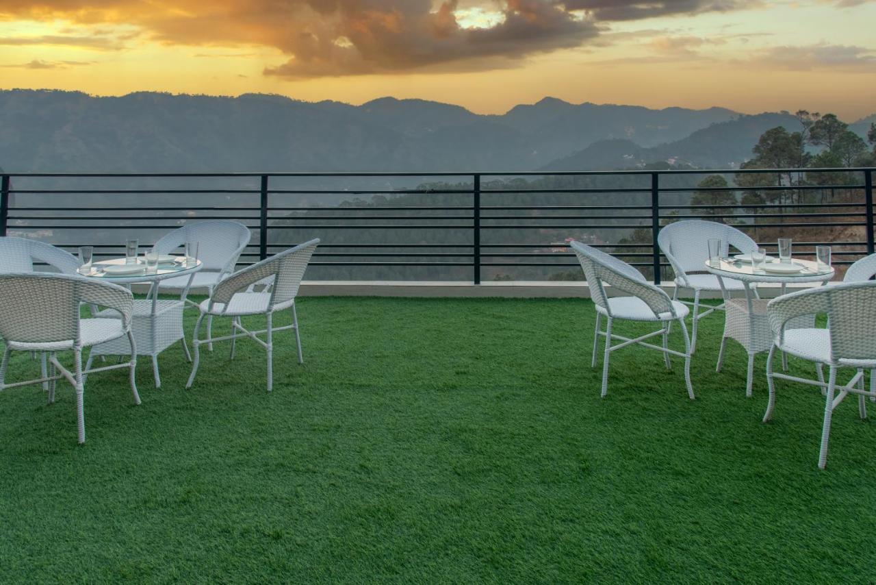 Hillcrest Heights Kasauli Exterior photo