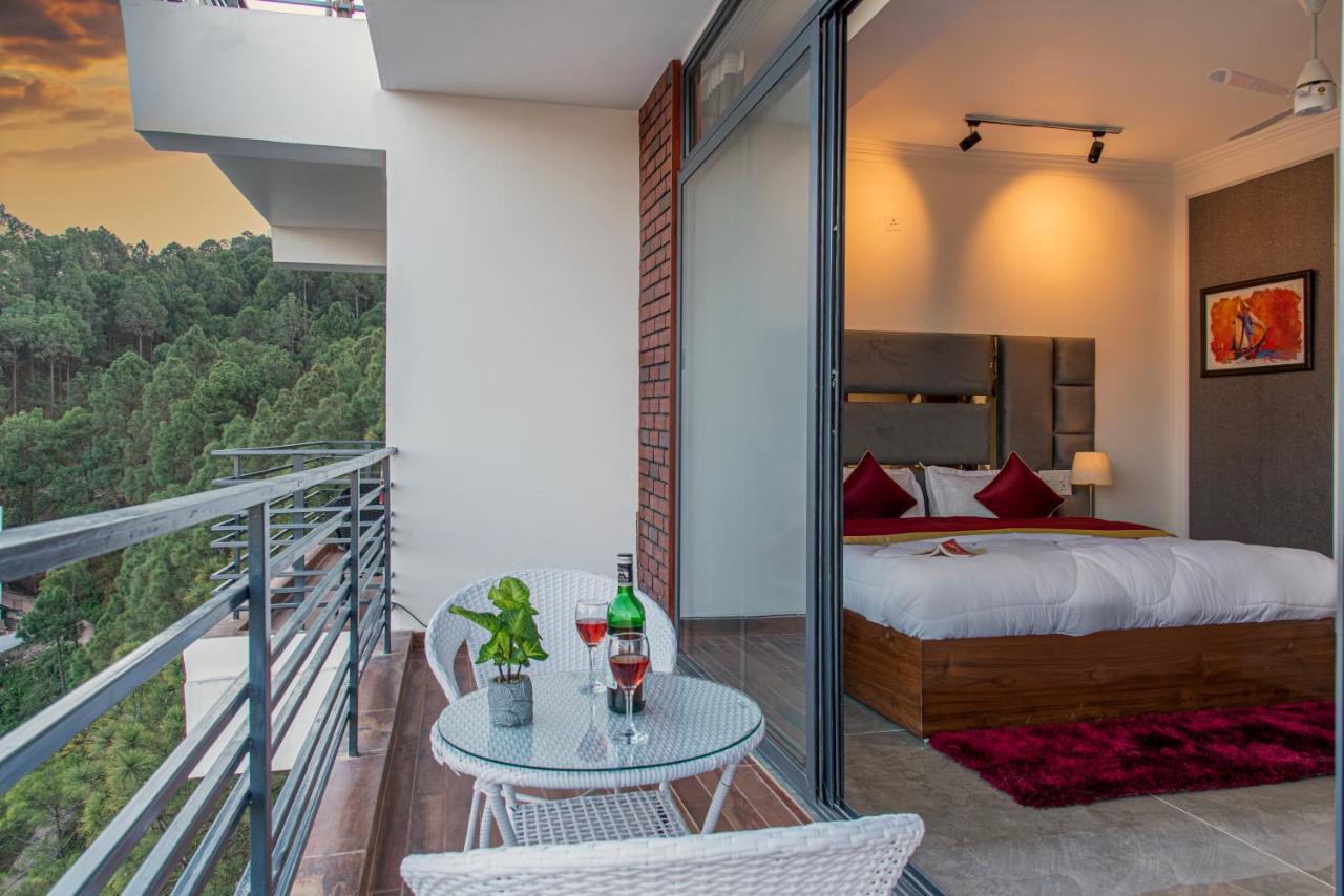 Hillcrest Heights Kasauli Exterior photo