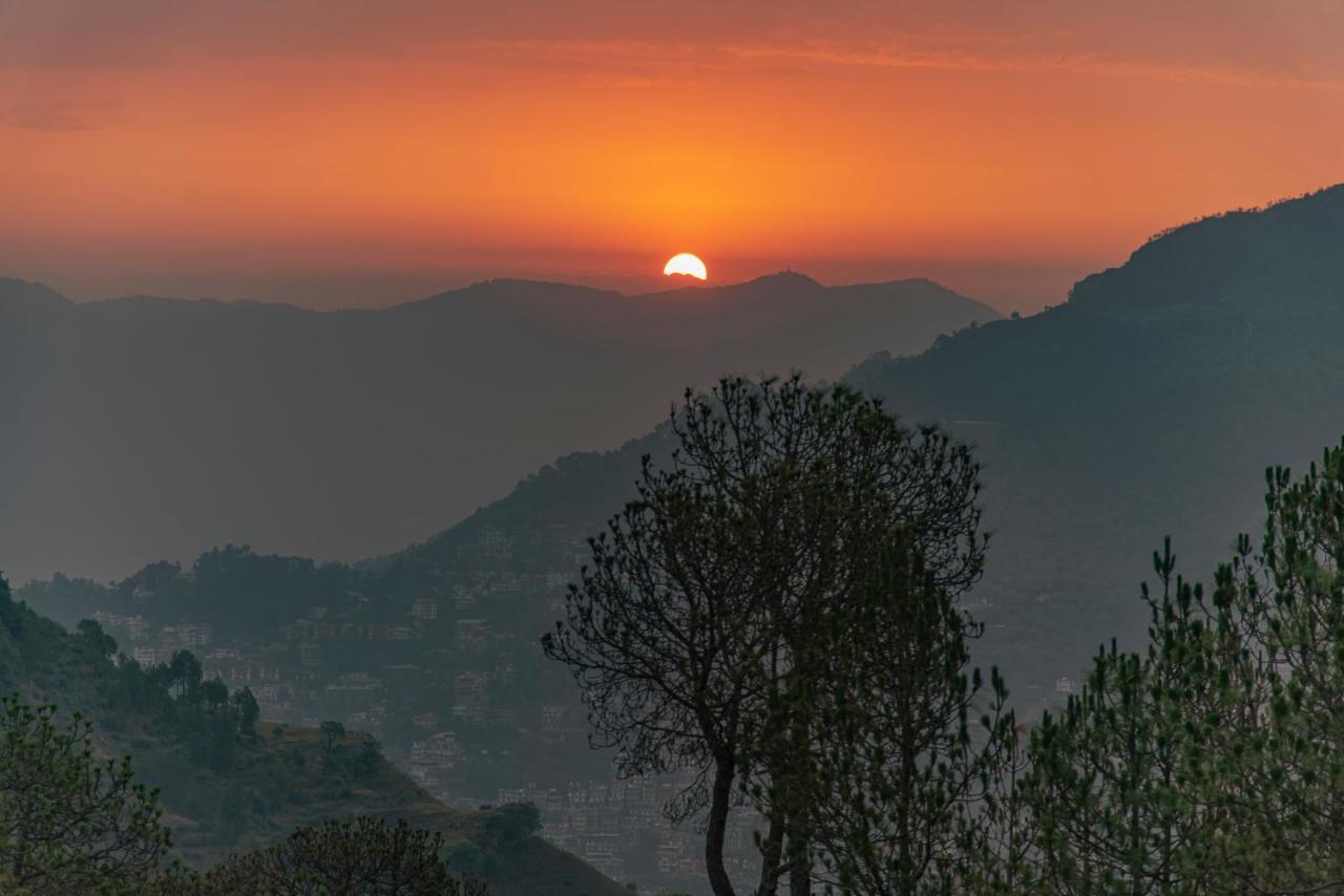 Hillcrest Heights Kasauli Exterior photo