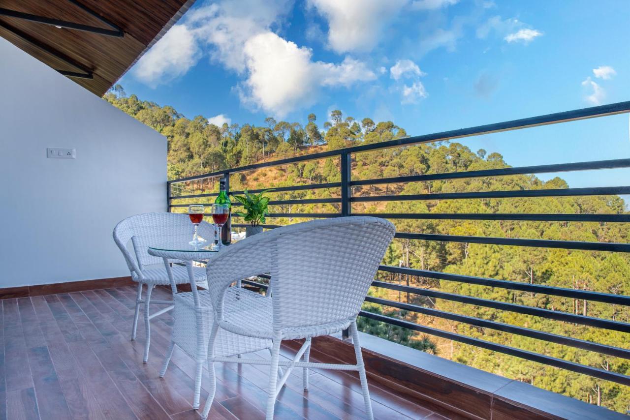 Hillcrest Heights Kasauli Exterior photo